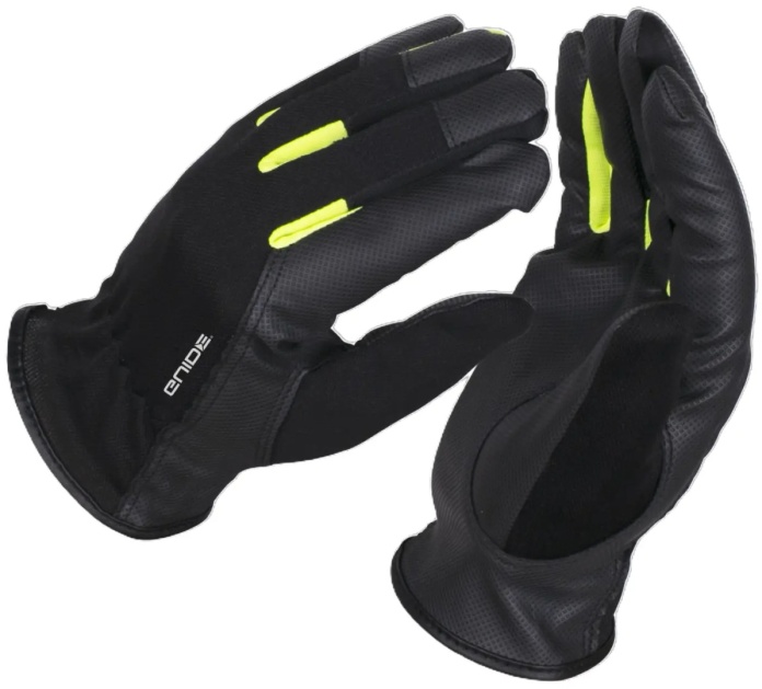 Lekkie i przewiewne, zapewniają komfort nawet przy długim noszeniu.